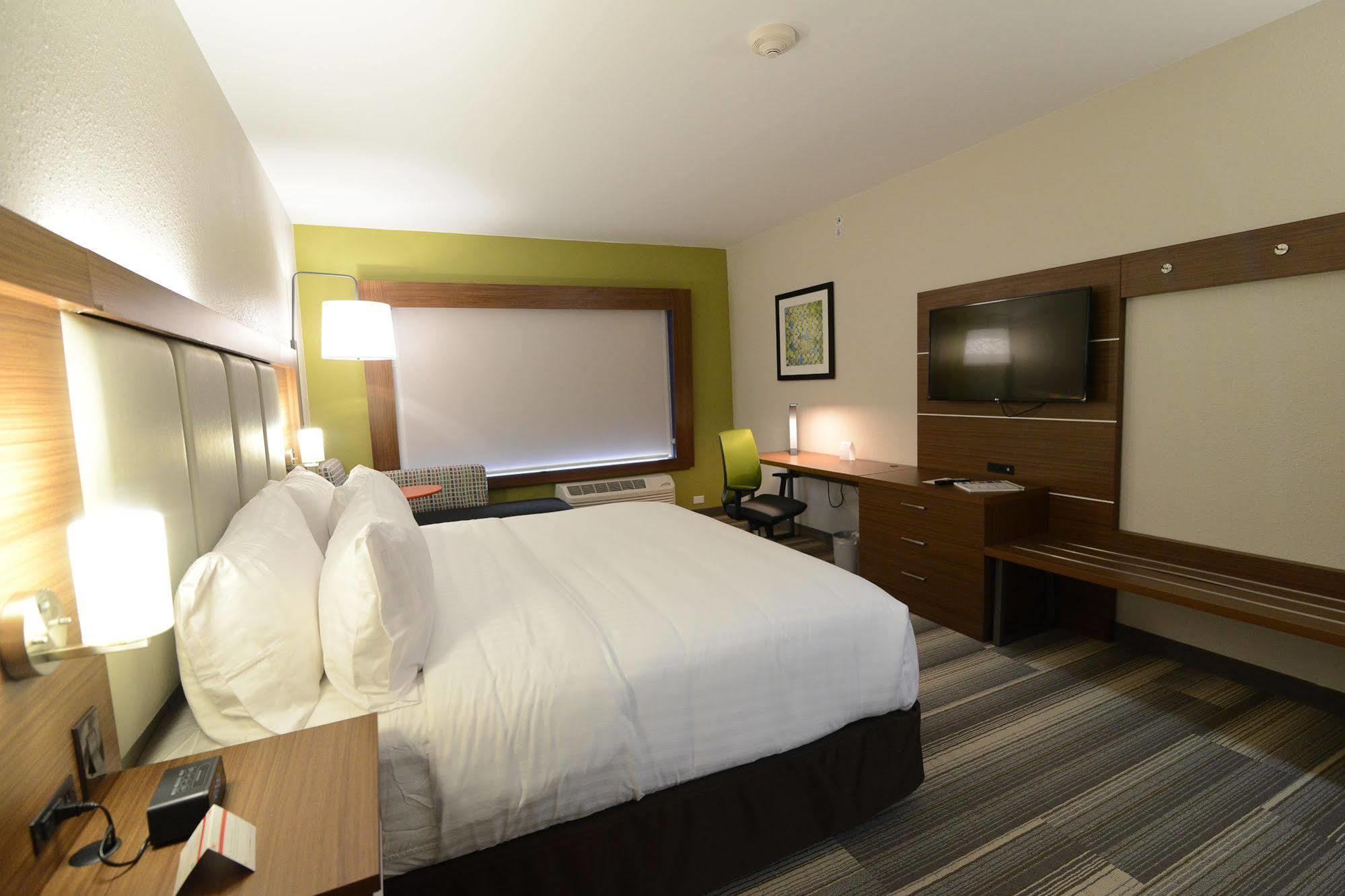 Holiday Inn Express & Suites Chicago North Shore - Niles By Ihg Exteriér fotografie